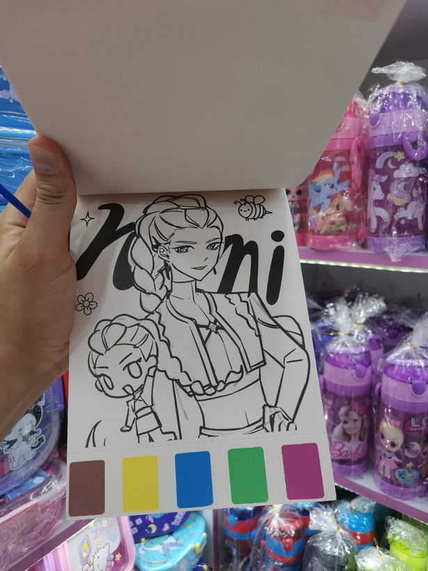دفتر رنگ امیزی k-pop